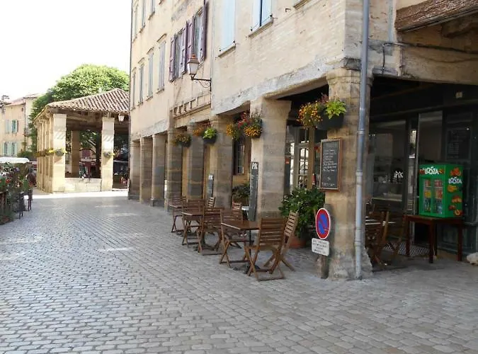 7 Rue Droite Semesterbostad *