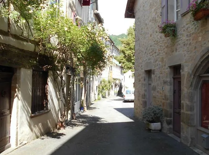 7 Rue Droite * Saint-Antonin