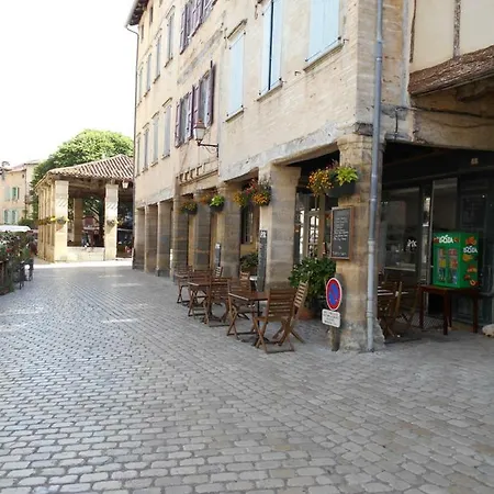 7 Rue Droite Semesterbostad *