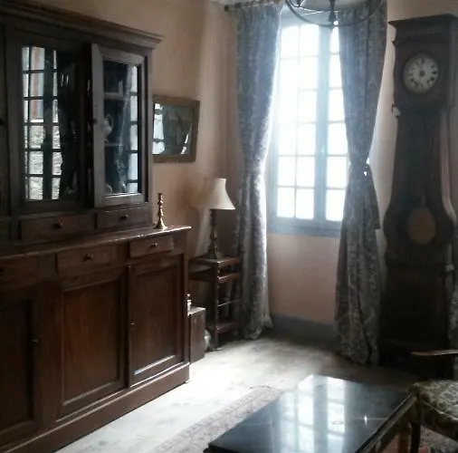 7 Rue Droite بيت للعطل *